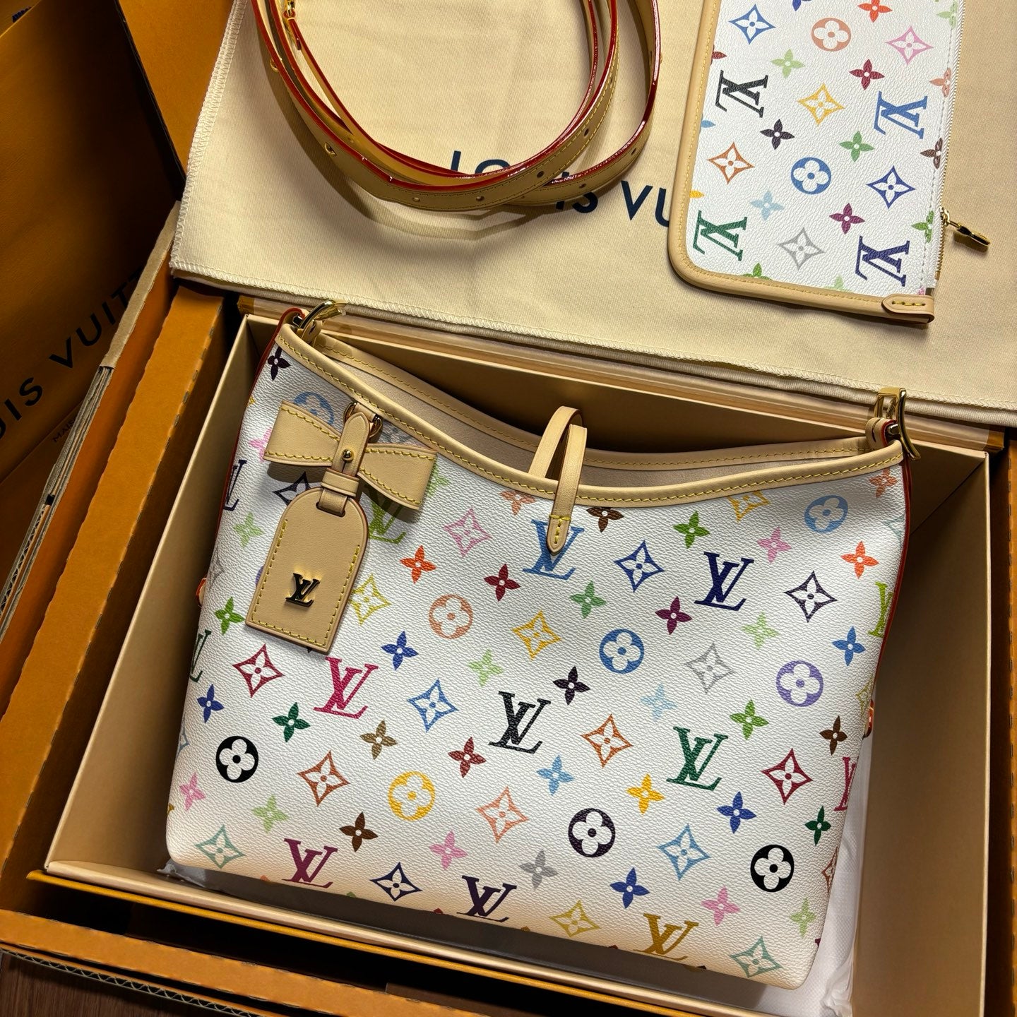 LV Luxury Element Artistic Multicolor Limited-Edition Carryall Small Shoulder Bag LV010