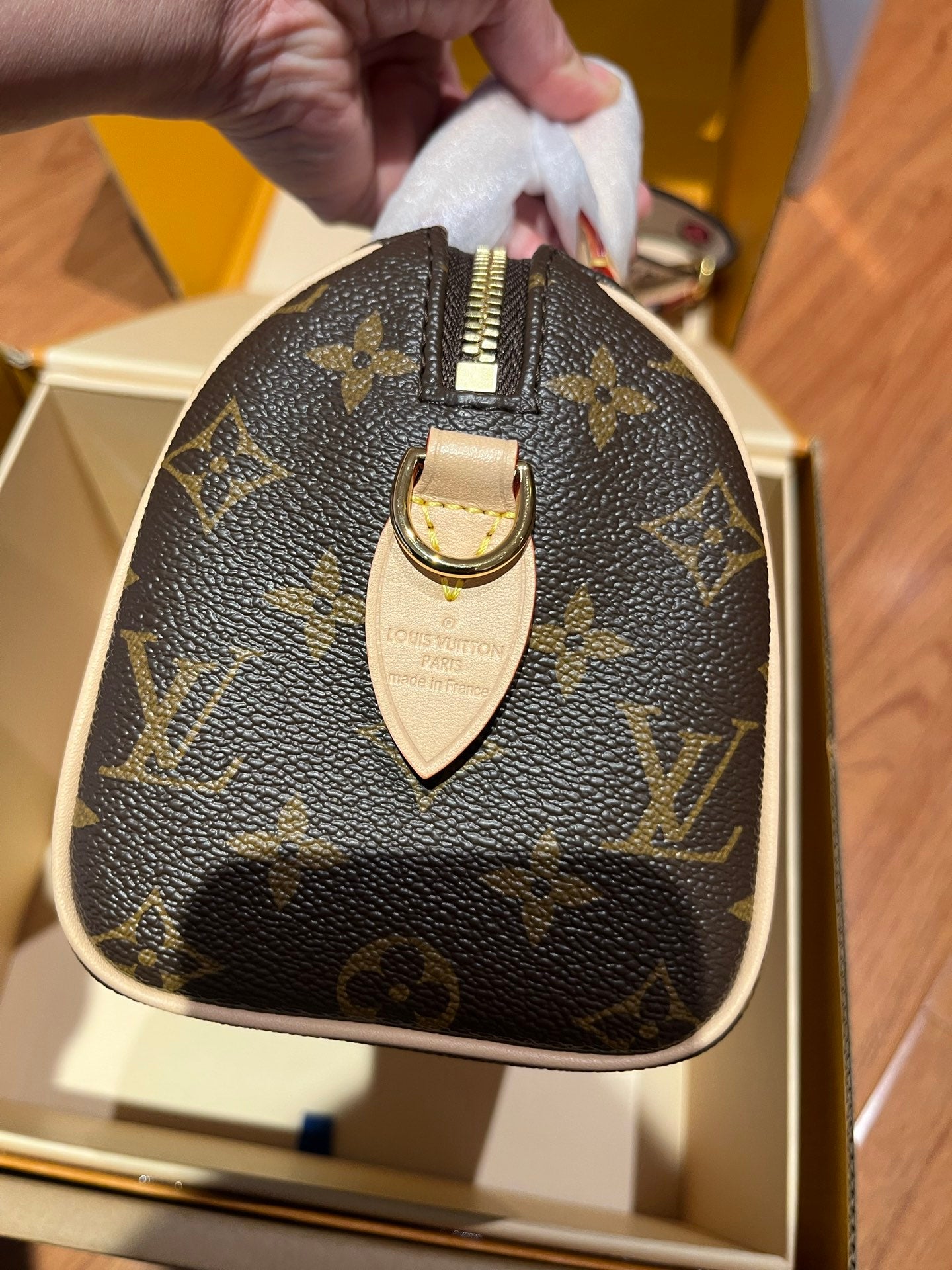 LV Luxury Element Chic Monogram-Inspired Mini Travel Bag with Detachable Strap LV017