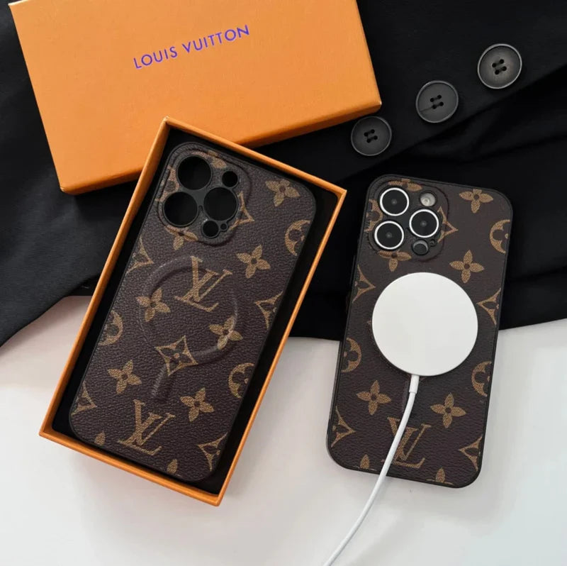 Light Luxury iPhone Case(Magnetic attraction)
