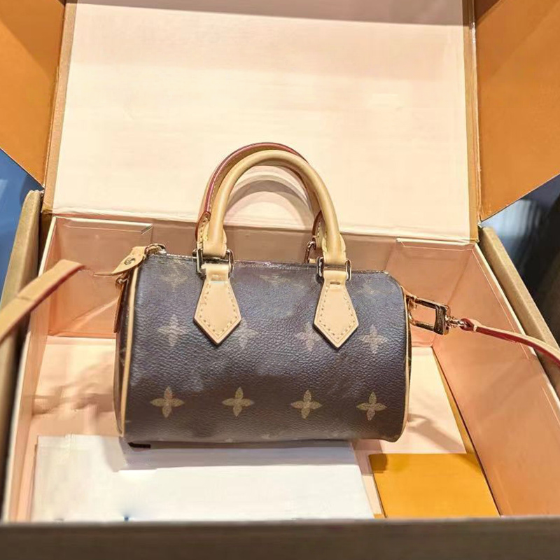 Luxury Element Monogram nano handbag is fashionable and versatile LEM02