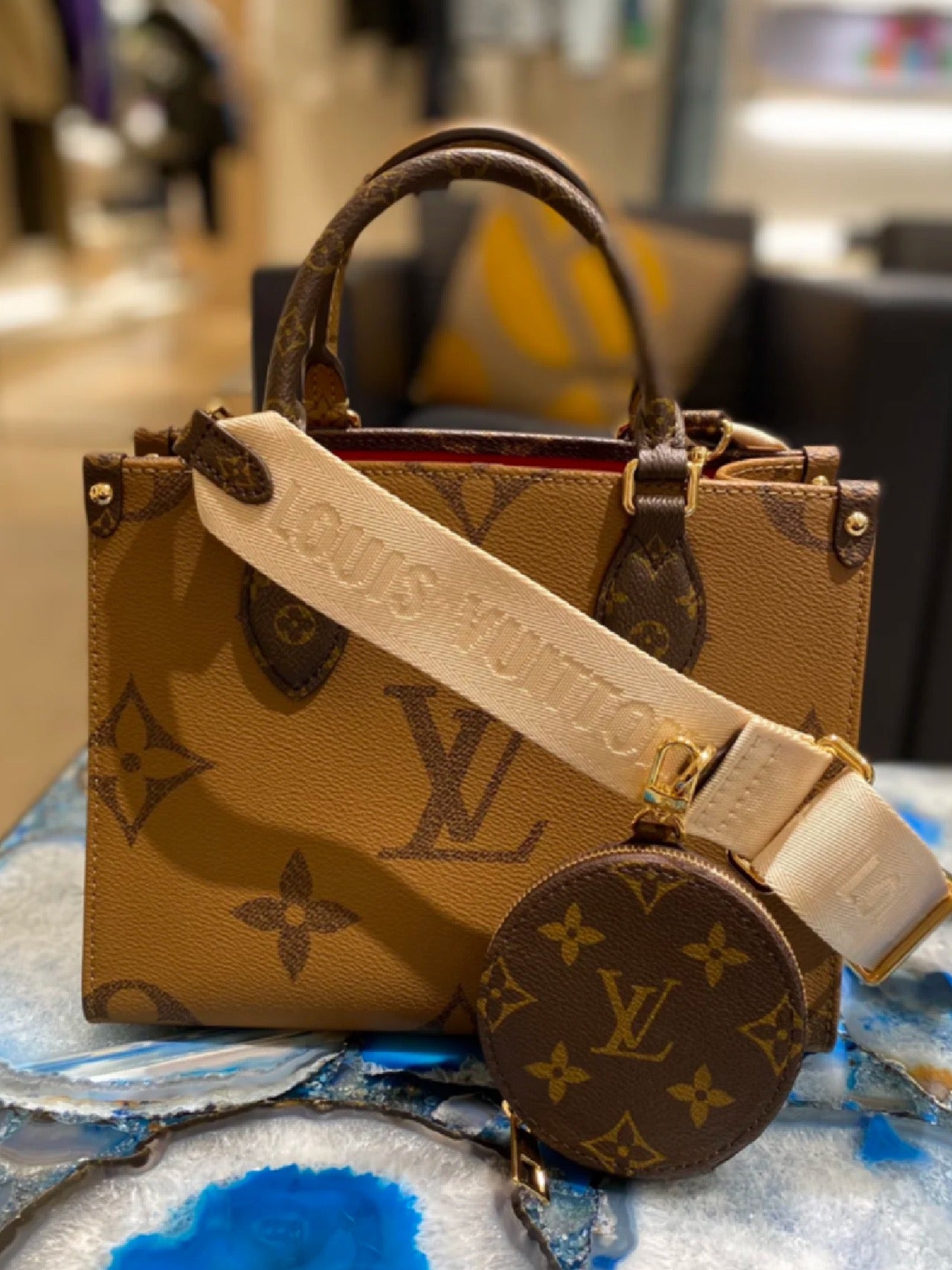 LV Luxury Element Chic Mini Tote Bag with Signature Gold Accents - Your Perfect Everyday Essential LV015