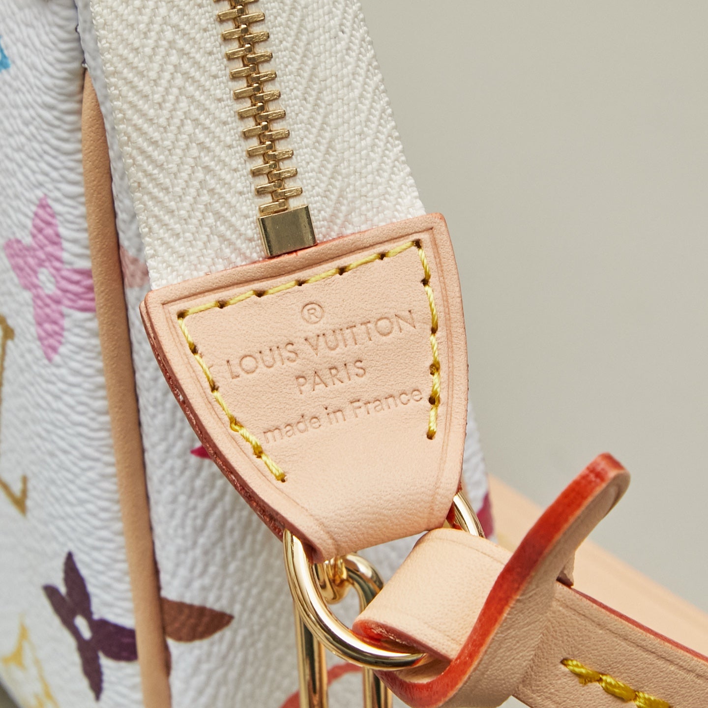 LV Luxury Element  Pochette Accessoires handbags Vibrant Monogram Pochette with Detachable Straps LV022