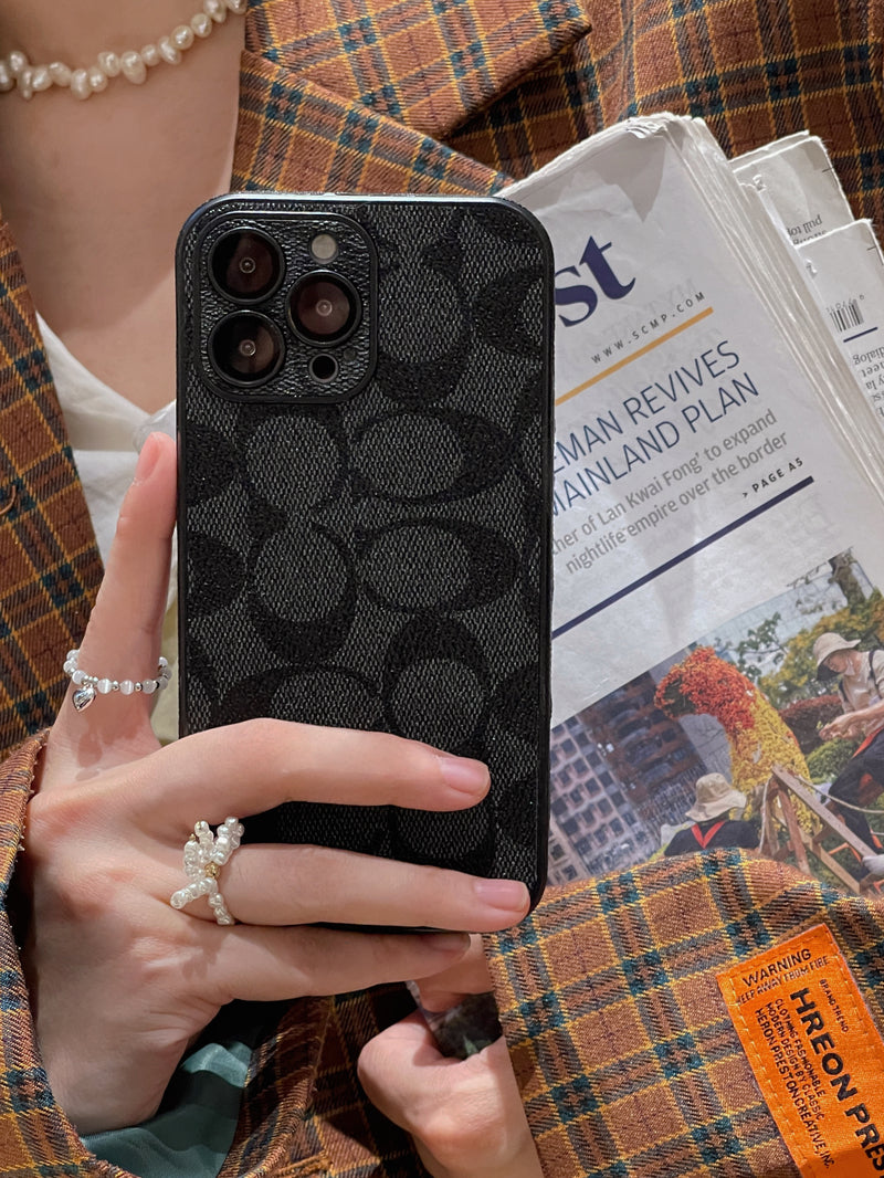 CH  iPhone Case  Black -QB240402-GTOCASE