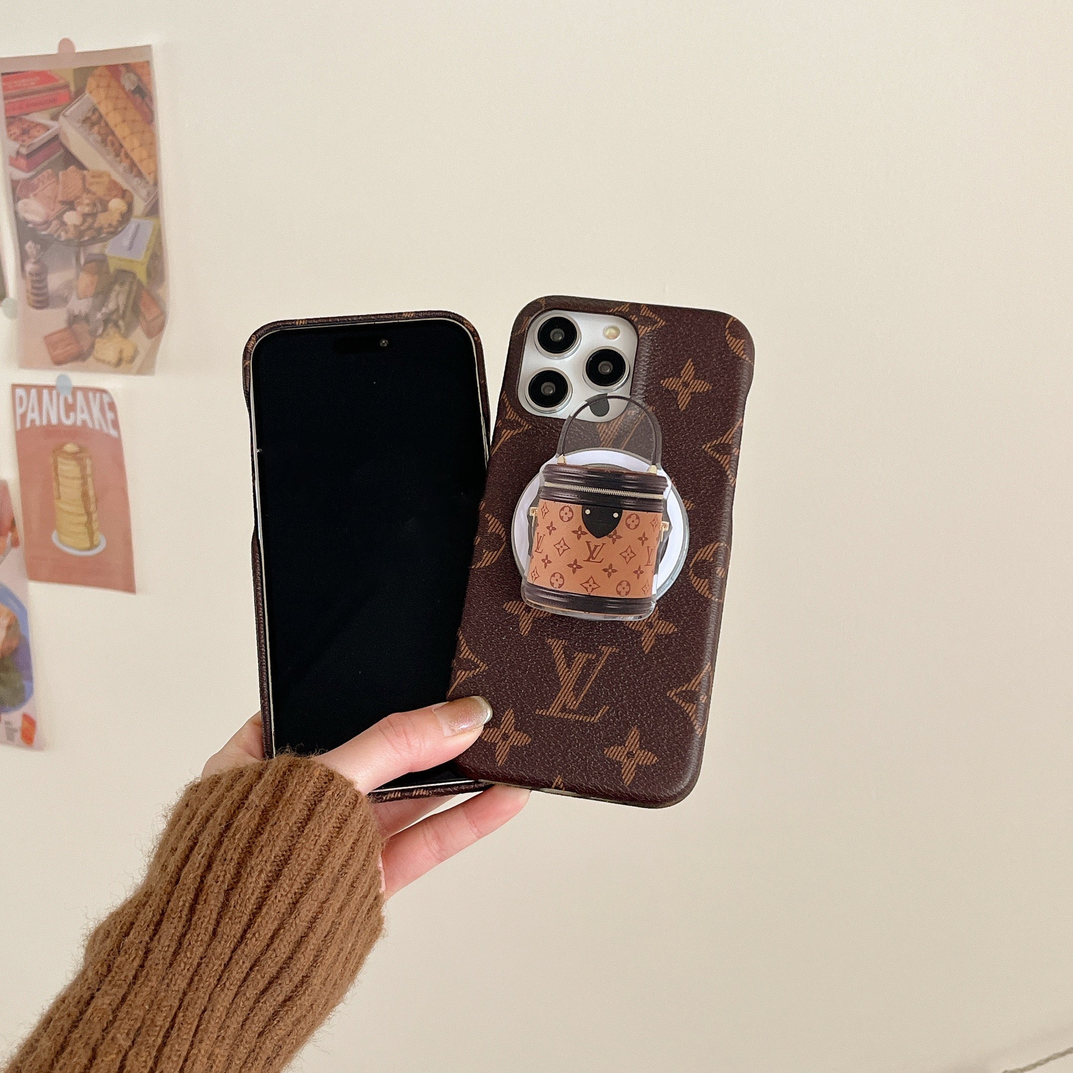 Classic Monogram iPhone Case-Pail Holder（Magsafe）-GTOCASE