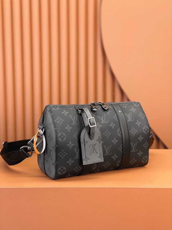 Black luxury classic Keepal travel bag