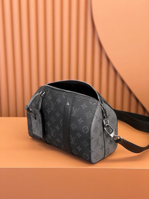 Black luxury classic Keepal travel bag