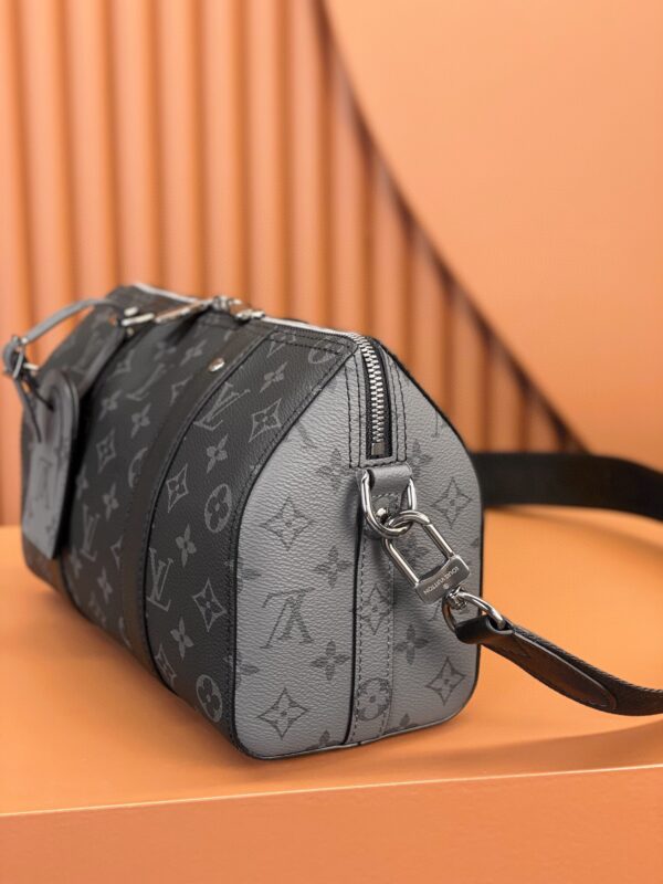 Black luxury classic Keepal travel bag