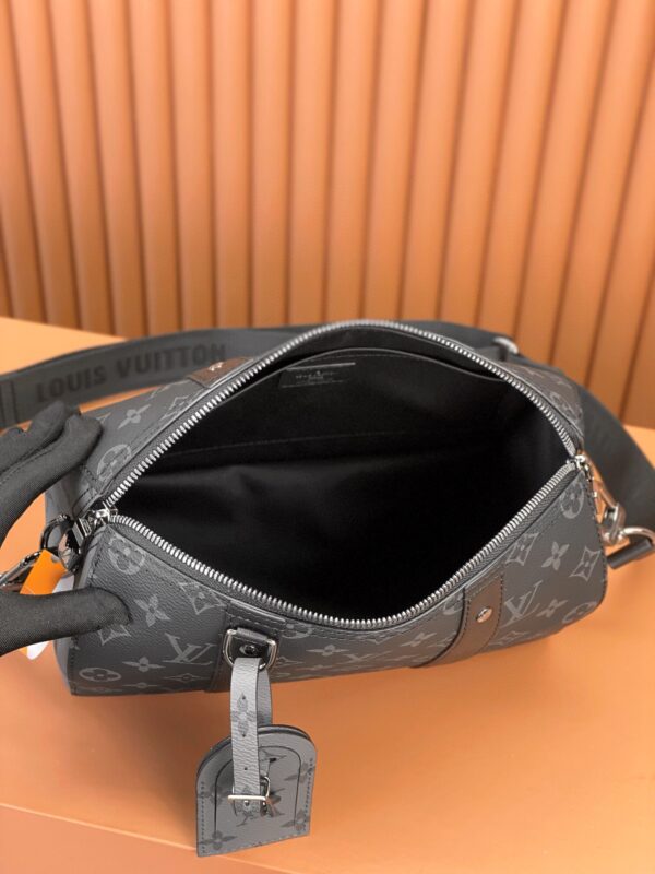 Black luxury classic Keepal travel bag
