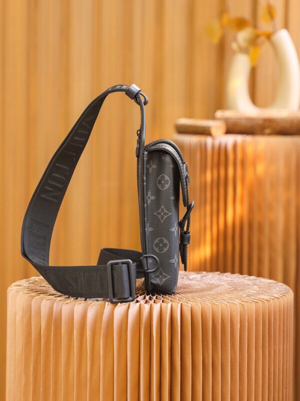 Urban Sling Bag