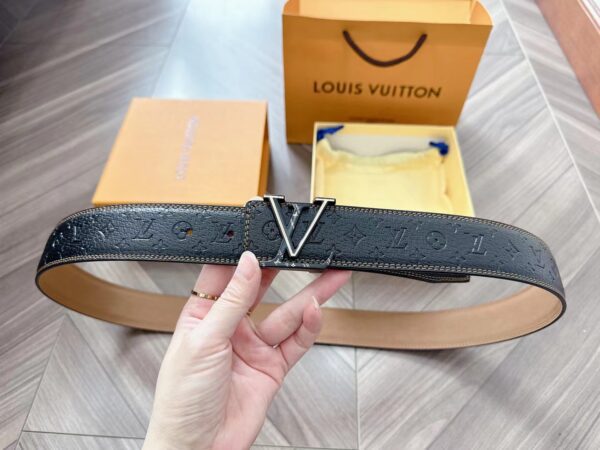 Business Essentials Leather Belt