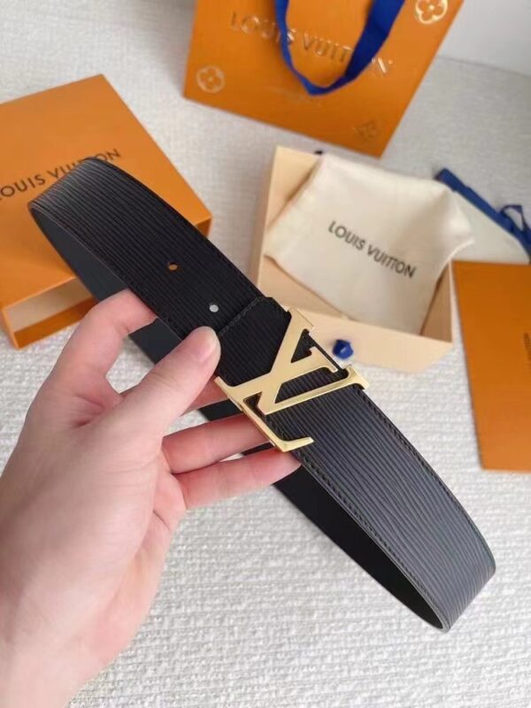 Louis Vuitton ripple leather belt
