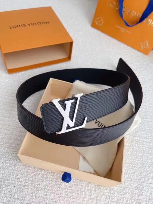 Louis Vuitton ripple leather belt